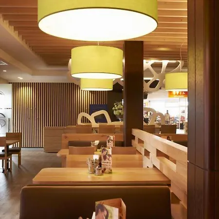 Servus Europa Hotel 3*