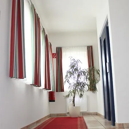 Ξενοδοχείο Servus Europa