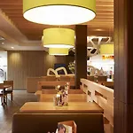 Servus Europa Hotel 3*