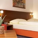 Servus Europa Hotel Suben