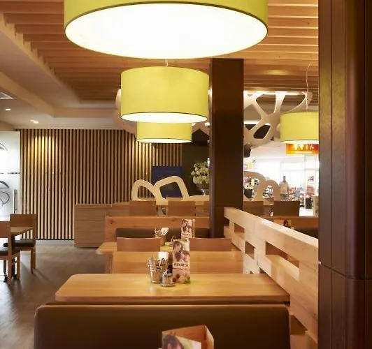 Servus Europa Hotell 3*